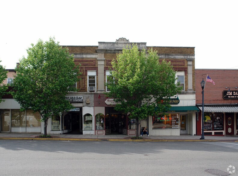 104 Park Ave, Rutherford, NJ à louer - Photo du bâtiment - Image 2 de 4