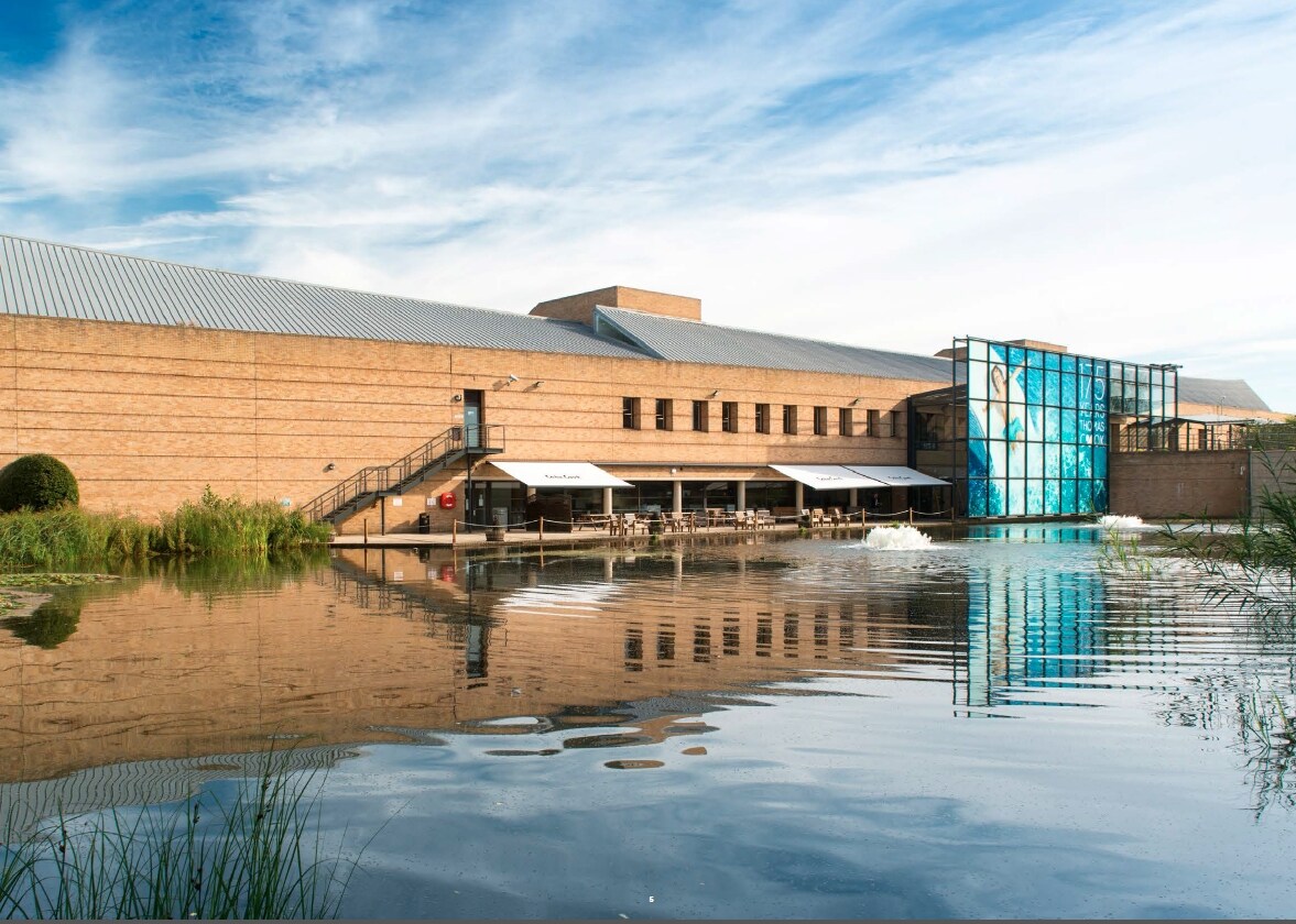 Lynch Wood, Peterborough à vendre Photo du bâtiment- Image 1 de 2