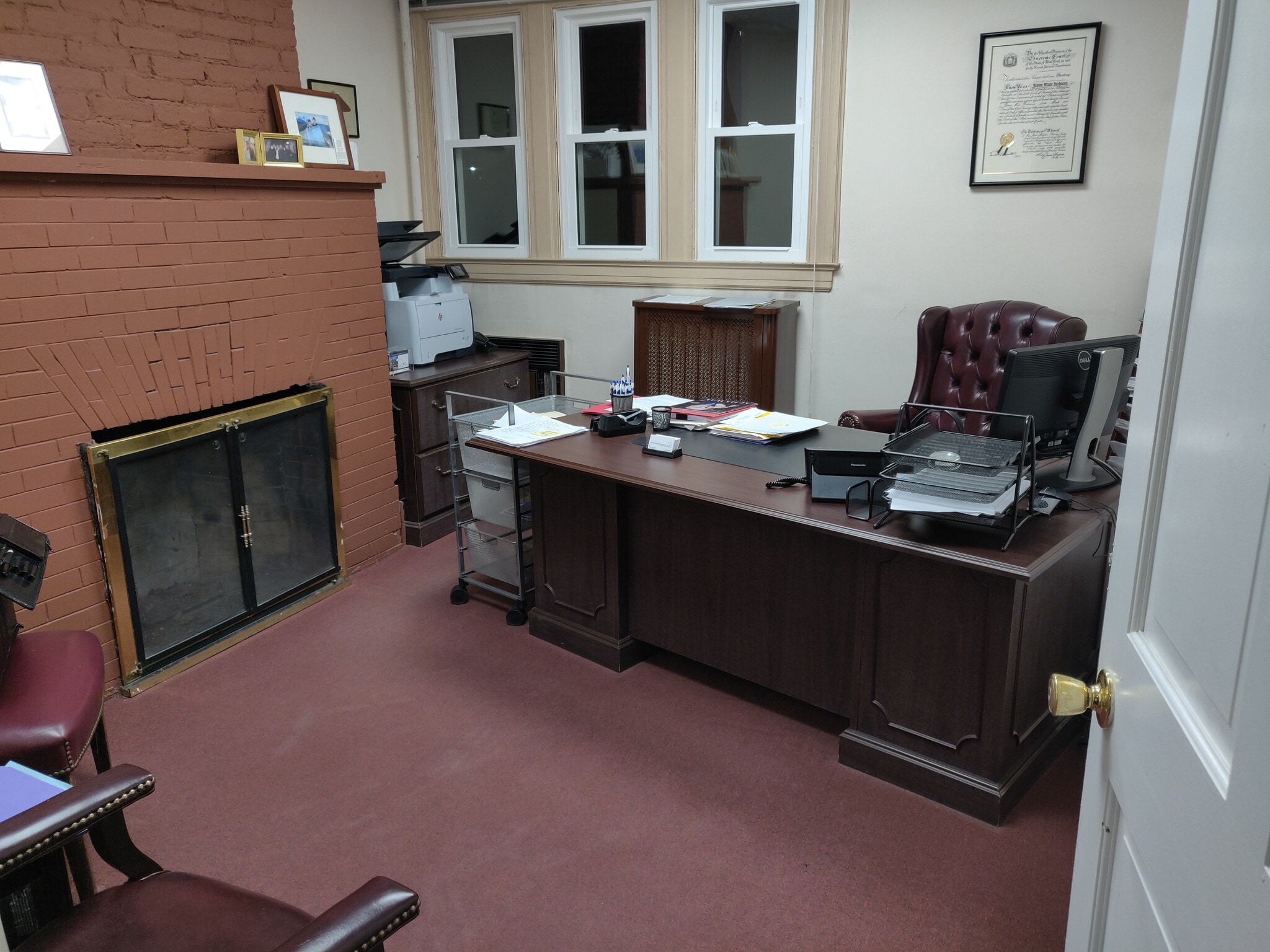 64 Hilton Ave, Hempstead, NY à louer Photo intérieure- Image 1 de 1