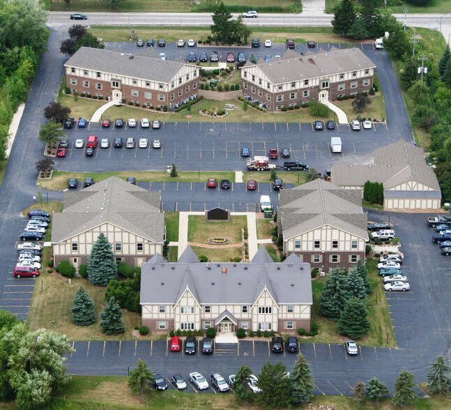11516 N Port Washington Rd, Mequon, WI à louer - Aérien - Image 2 de 10