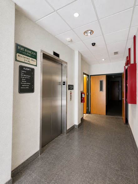 8710 5th Ave, Brooklyn, NY for lease - Lobby - Image 3 of 44