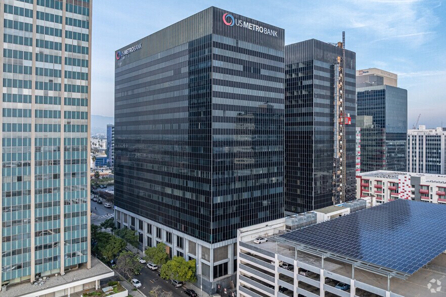 3550 Wilshire Blvd, Los Angeles, CA à louer - Photo du bâtiment - Image 1 de 4