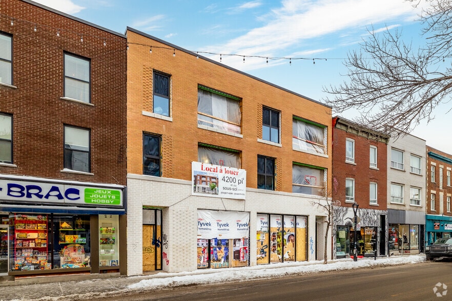 3527 Rue Ontario E E, Montréal, QC for lease - Primary Photo - Image 1 of 4