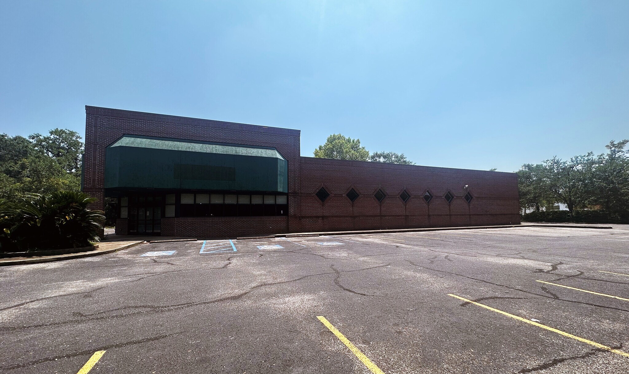 150 S Ann St, Mobile, AL à vendre Photo du bâtiment- Image 1 de 1