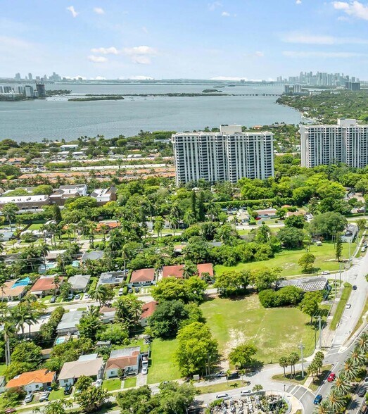1401 NE 108th St, Miami, FL for sale - Building Photo - Image 2 of 5