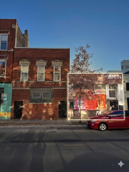 1908 N Milwaukee Ave, Chicago, IL à vendre - Photo du bâtiment - Image 2 de 4