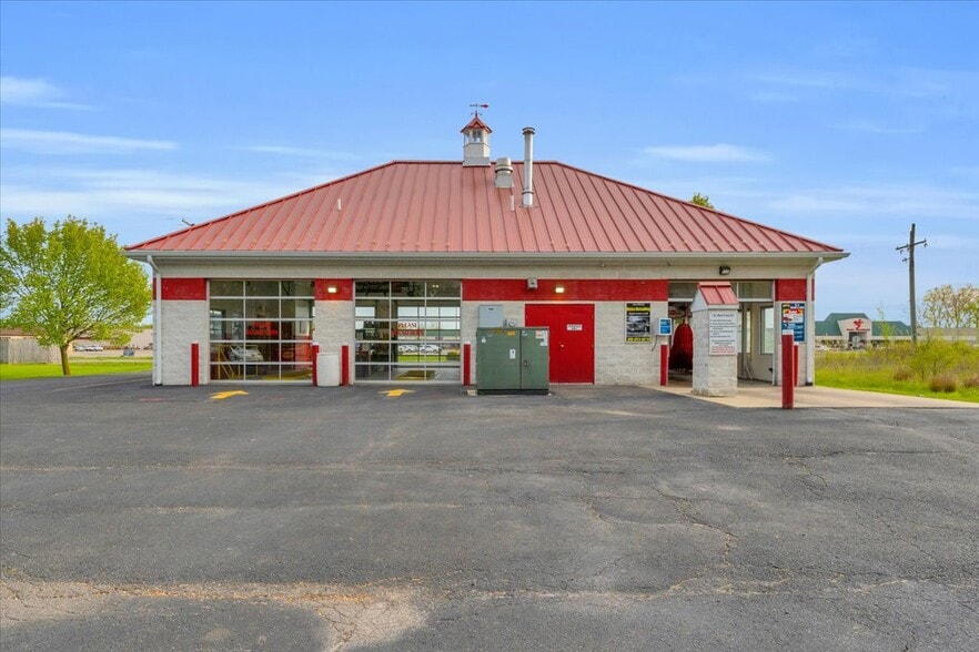 1000 Shortcut Rd, Marine City, MI for sale - Building Photo - Image 3 of 26