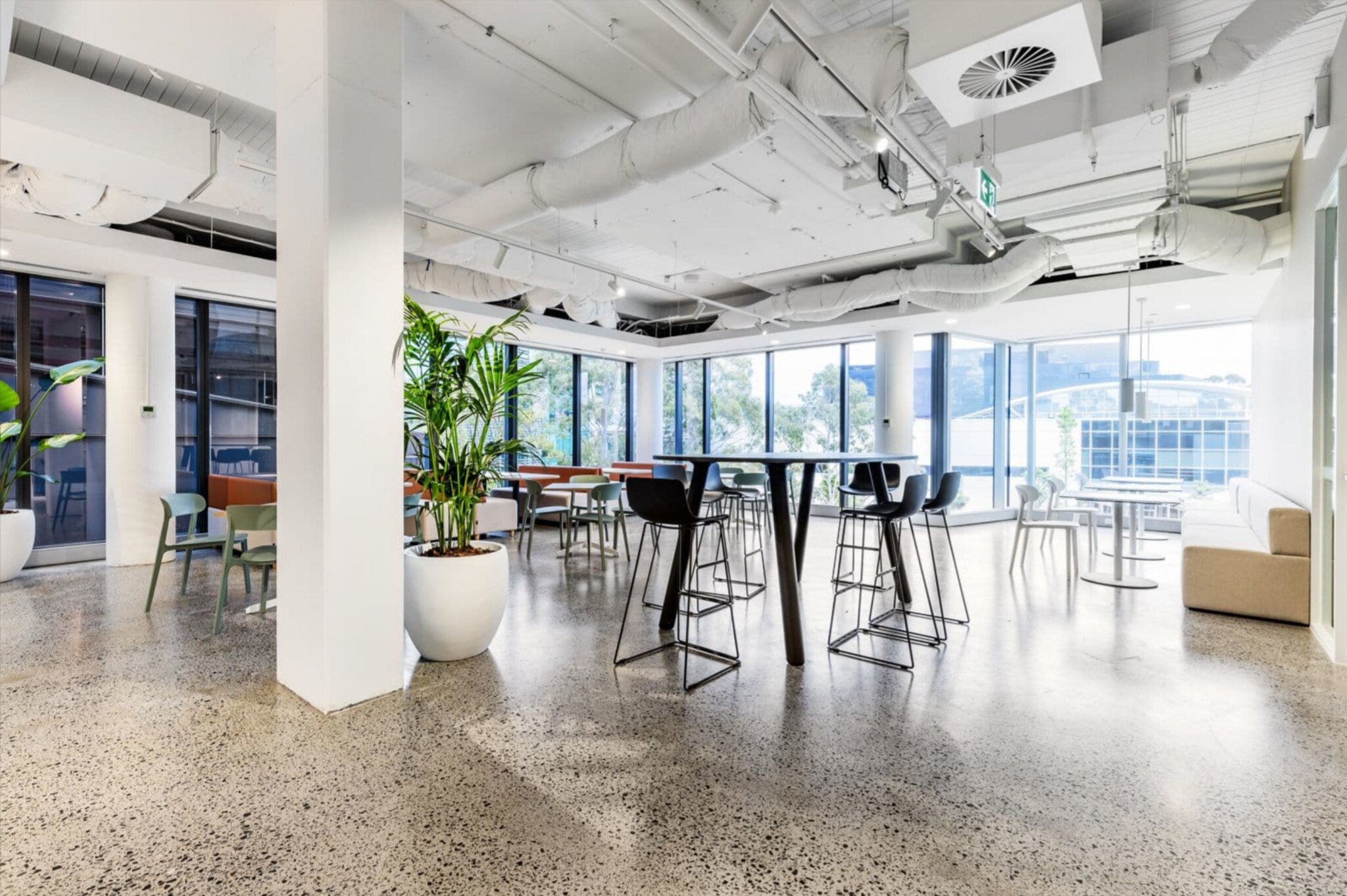 588A Swan St, Richmond for lease Interior Photo- Image 1 of 15