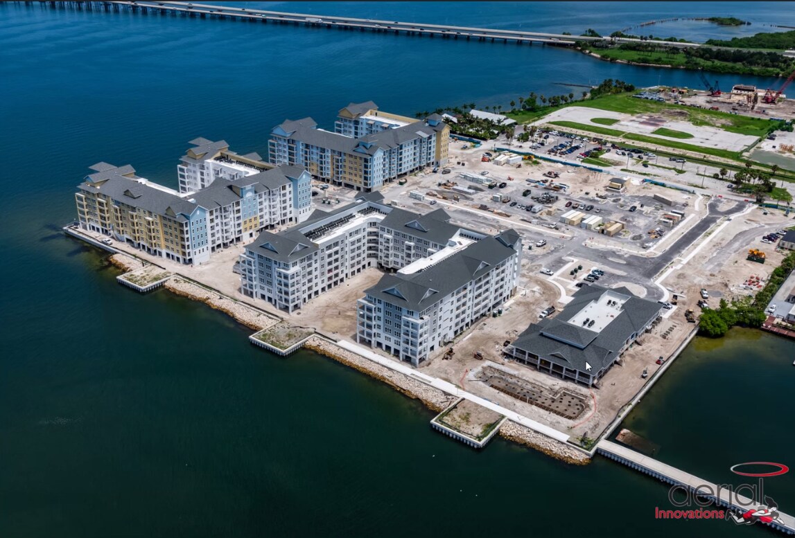 5440 W Tyson Ave, Tampa, FL à louer Photo du bâtiment- Image 1 de 8