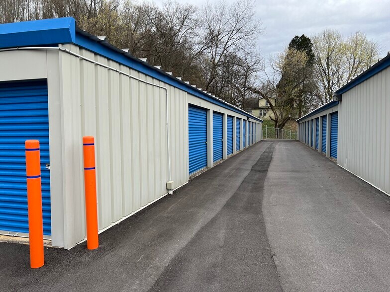 5209 Memorial Blvd, Kingsport, TN à vendre - Photo du bâtiment - Image 3 de 14