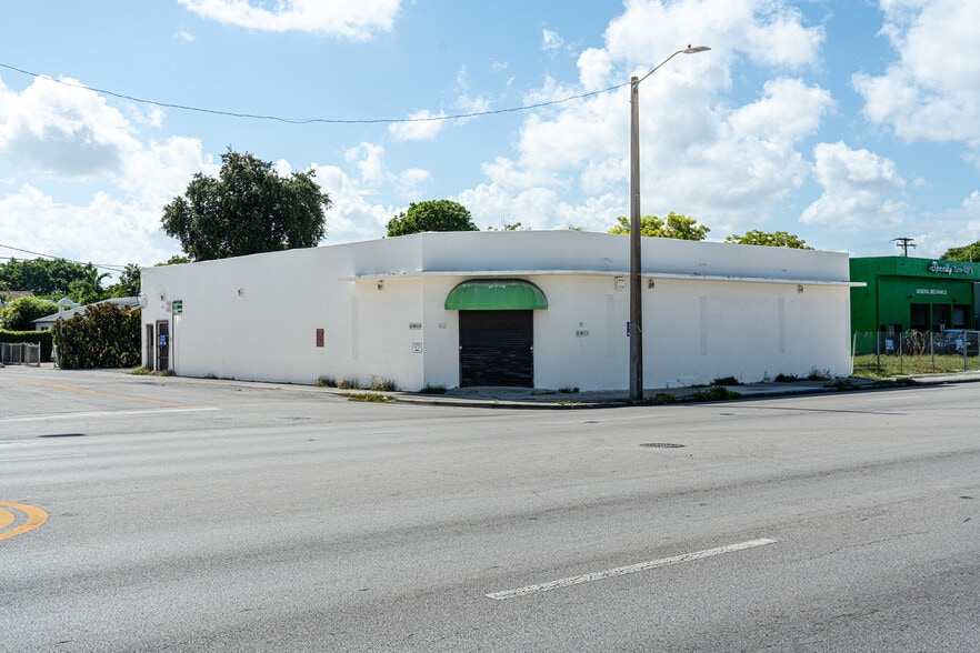 114 NW 22nd Ave, Miami, FL for sale - Building Photo - Image 3 of 11