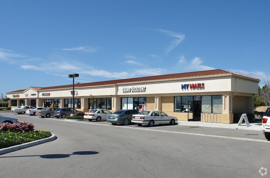 200 S Ventura Rd, Oxnard, CA à louer - Photo du bâtiment - Image 2 de 4