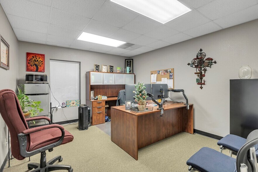 809 Tower Dr, Odessa, TX à vendre - Photo du bâtiment - Image 3 de 16