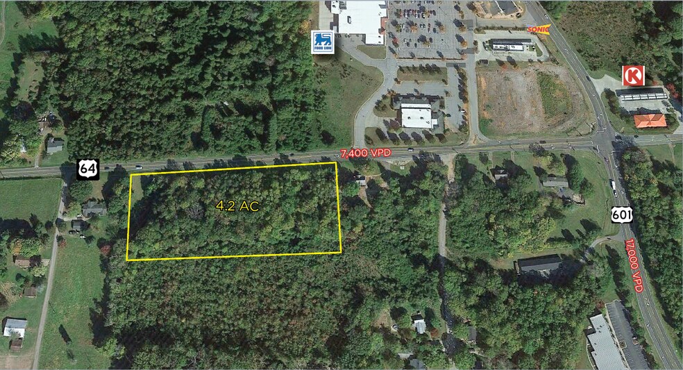 901 W US-64, Mocksville, NC à vendre - Photo du bâtiment - Image 2 de 2
