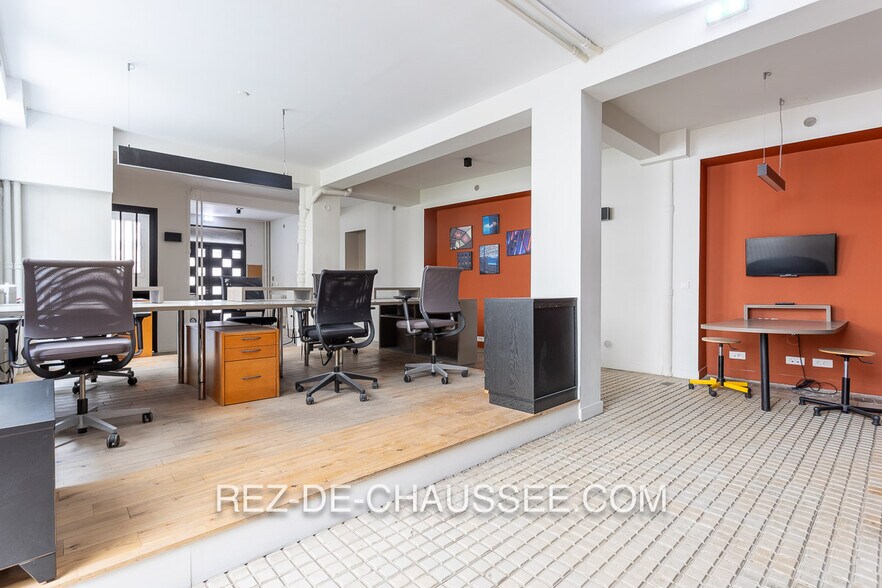 Bureau dans Paris à vendre - Photo du bâtiment - Image 1 de 11