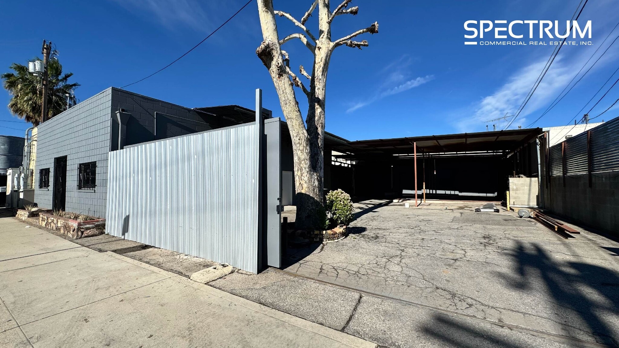 16021 Arminta St, Van Nuys, CA for sale Primary Photo- Image 1 of 16