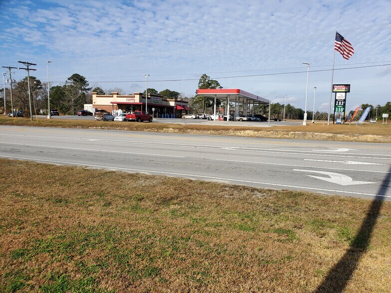 5601 Gum Branch Rd, Jacksonville, NC à vendre - Photo du bâtiment - Image 3 de 13