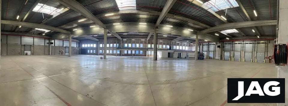 Office in Vénissieux for lease - Interior Photo - Image 2 of 4