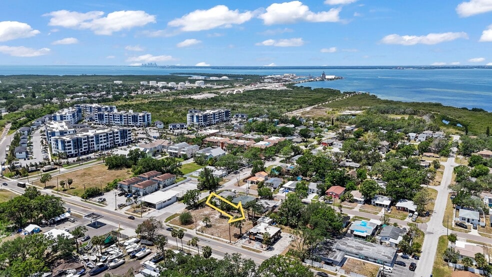 6719 S West Shore Blvd, Tampa, FL for sale - Primary Photo - Image 1 of 14