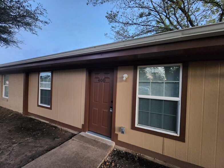 220 Bois D Arc St, Canton, TX à vendre - Photo du bâtiment - Image 3 de 36