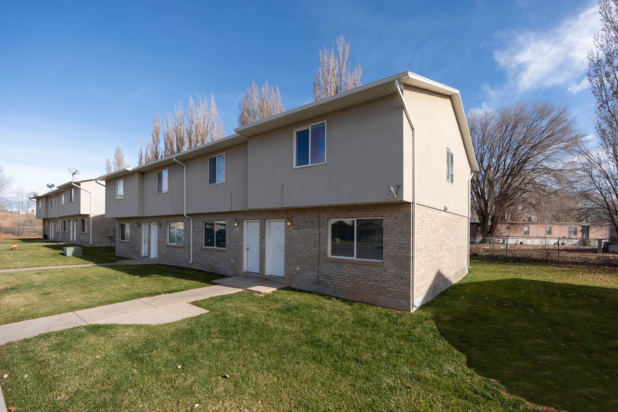 275-360 S 300 E, Roosevelt, UT à vendre Photo du bâtiment- Image 1 de 29