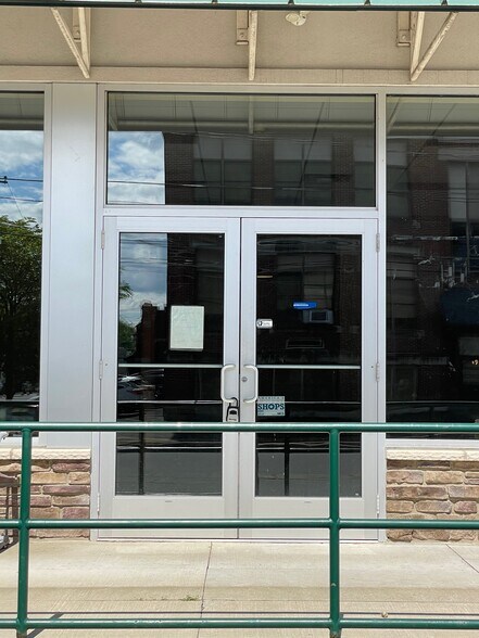 750-768 Wyoming Ave, Kingston, PA à louer - Photo du bâtiment - Image 3 de 11