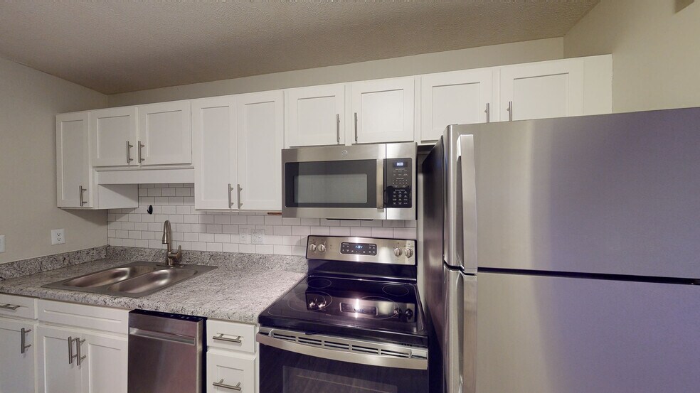 7571 Faraday Pl, Fayetteville, NC à vendre - Numérisation 3D de Matterport - Image 2 de 24