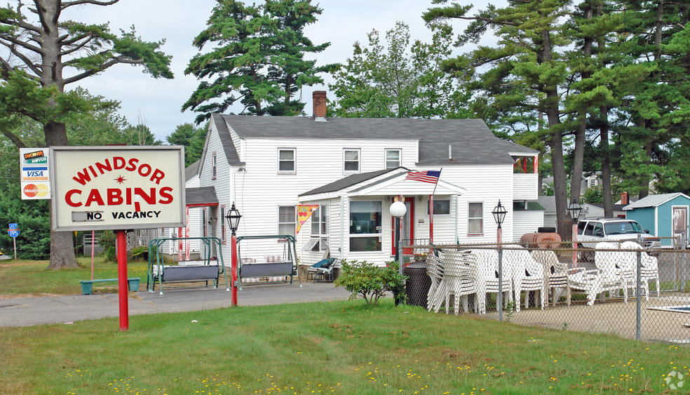 10 Ocean Park Rd, Old Orchard Beach, ME for sale - Primary Photo - Image 1 of 2