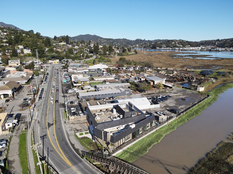 200 Shoreline Hwy, Mill Valley, CA for lease - Building Photo - Image 3 of 7