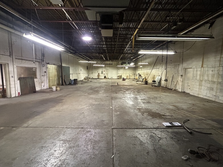 1515 S 5th St, Hopkins, MN for lease - Building Photo - Image 2 of 12