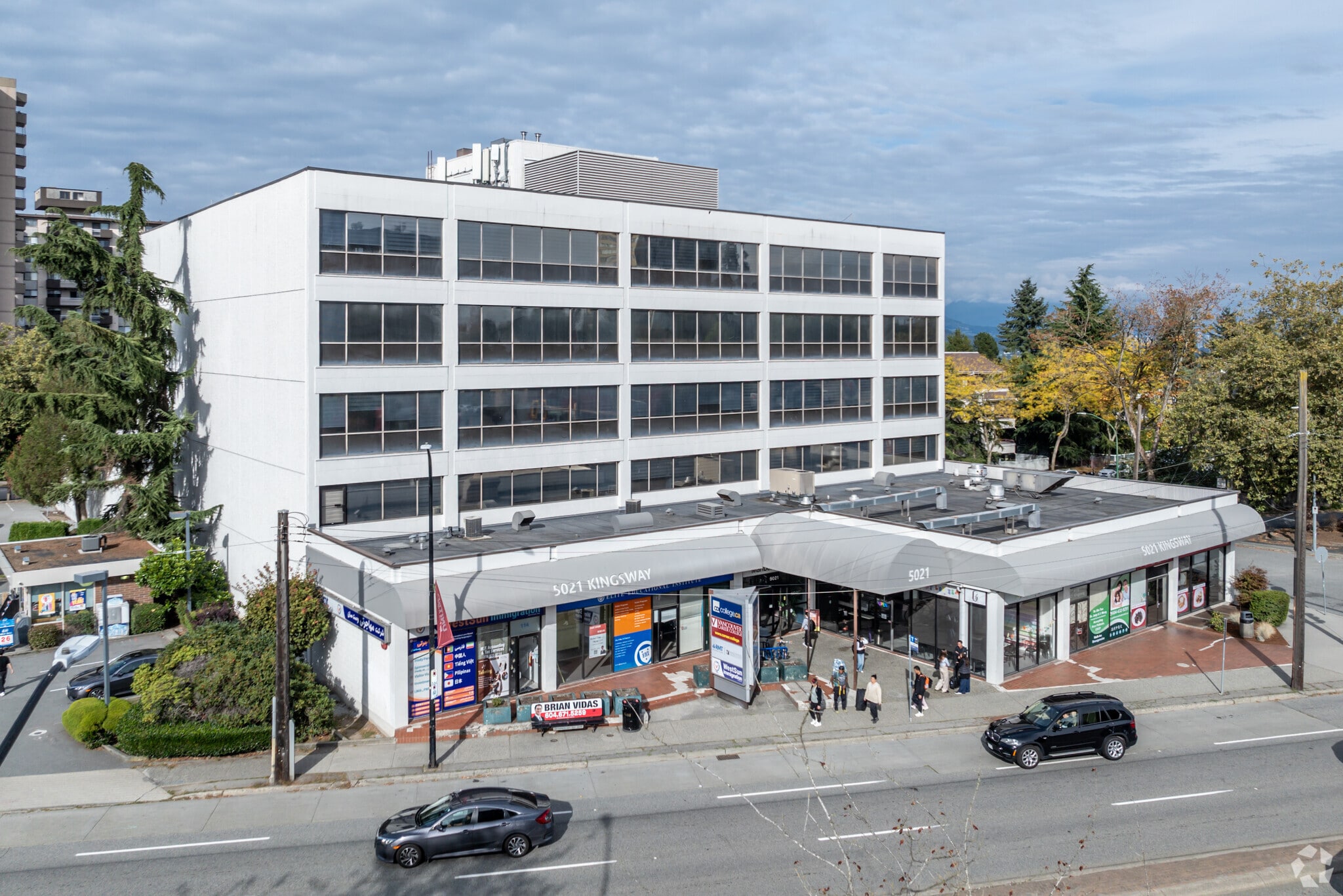 5021 Kingsway, Burnaby, BC for lease Primary Photo- Image 1 of 3