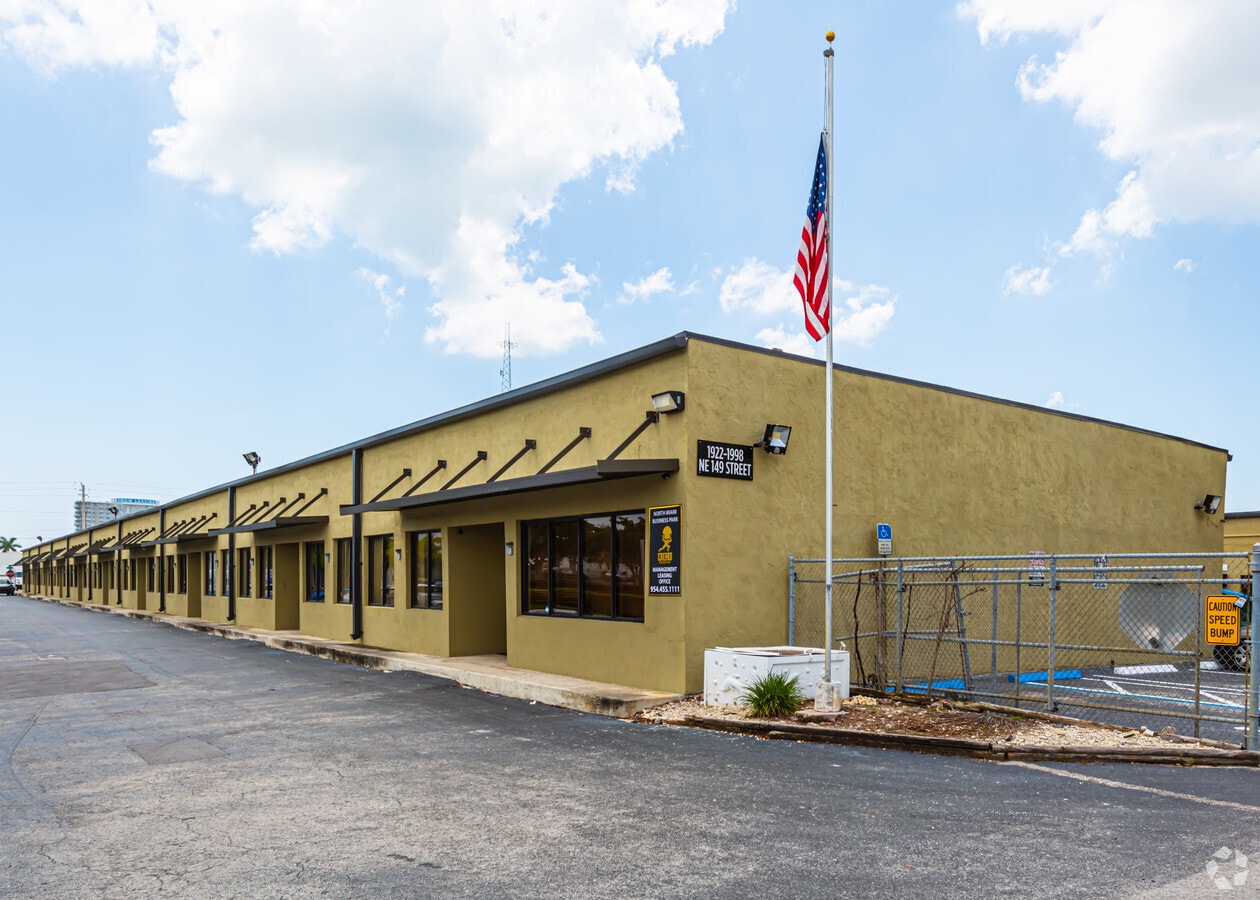 1922 NE 149th St, North Miami, FL for lease Building Photo- Image 1 of 11