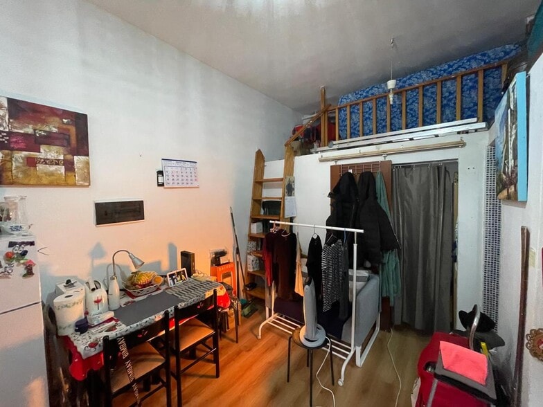 Immeuble residentiel dans Madrid, Madrid à vendre - Photo intérieure - Image 3 de 3