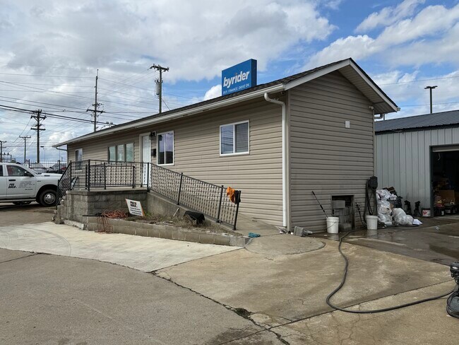 Plus de détails pour 1521 Gallatin Pike N, Madison, TN - Commerce de détail à louer