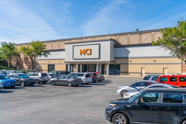 More details for 14045 Abercorn St, Savannah, GA - Retail for Sale