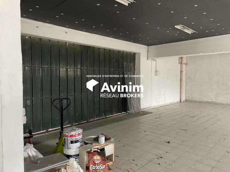 Retail in Marignane for lease - Interior Photo - Image 3 of 10