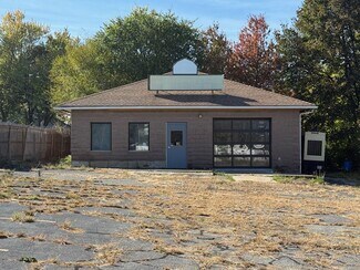 Plus de détails pour 69 Newland St, Malden, MA - Commerce de détail à vendre