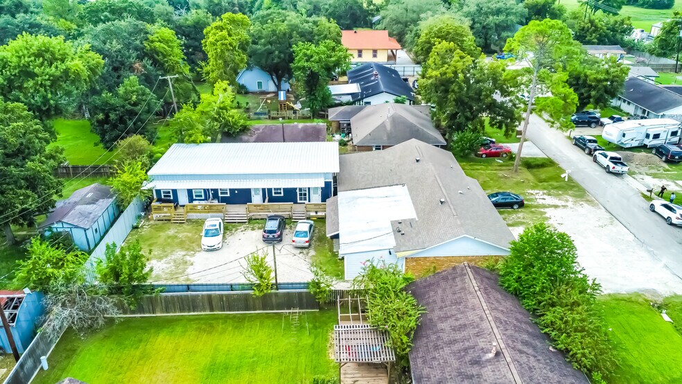 4407 Continental Dr, Houston, TX à vendre - Photo du bâtiment - Image 3 de 9