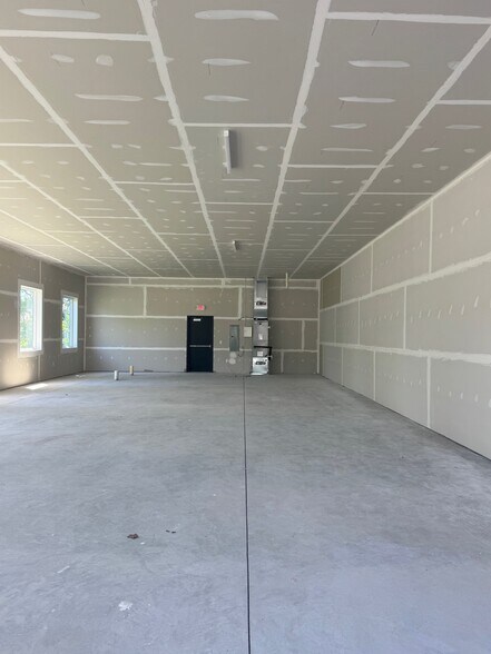 35246 Atlantic Ave, Millville, DE à louer - Photo du bâtiment - Image 3 de 16