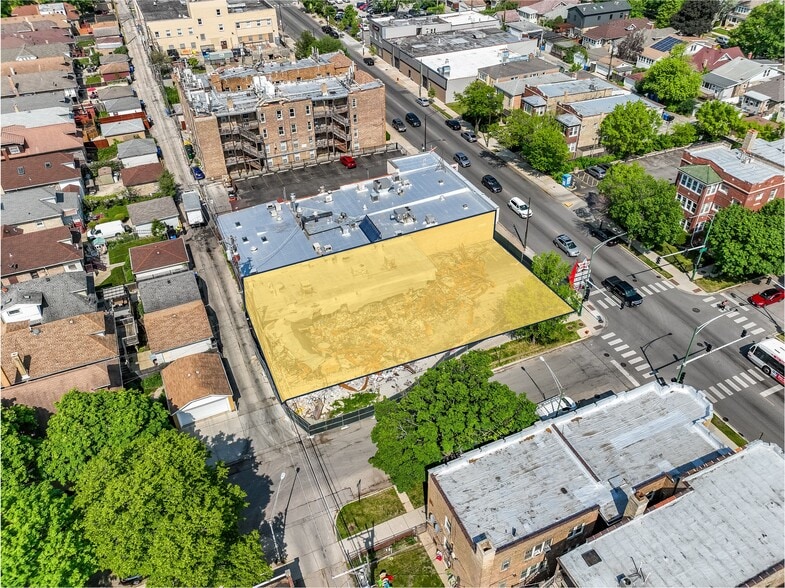 5401-5405 Montrose, Chicago, IL for sale - Building Photo - Image 2 of 5