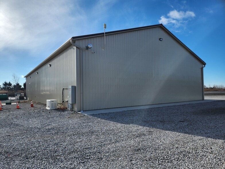 7803 N Ann Arbor Rd, Dundee, MI for sale - Building Photo - Image 3 of 8