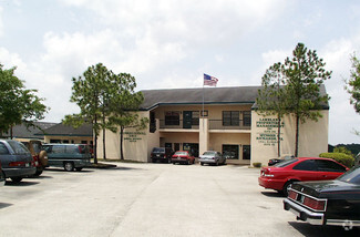 More details for 2000 E Edgewood Dr, Lakeland, FL - Office for Lease