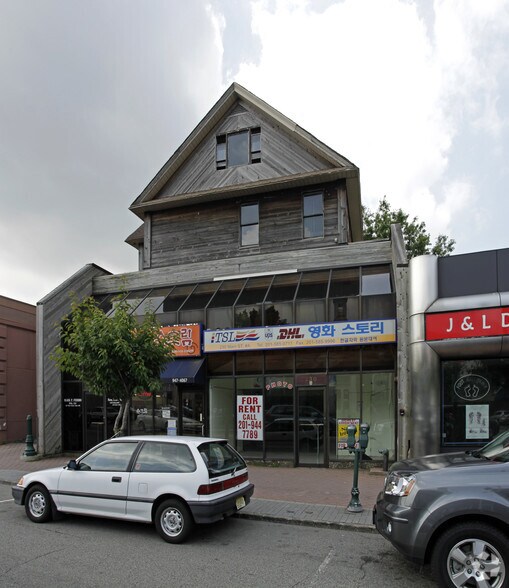 230 Main St, Fort Lee, NJ à vendre - Photo du bâtiment - Image 2 de 2