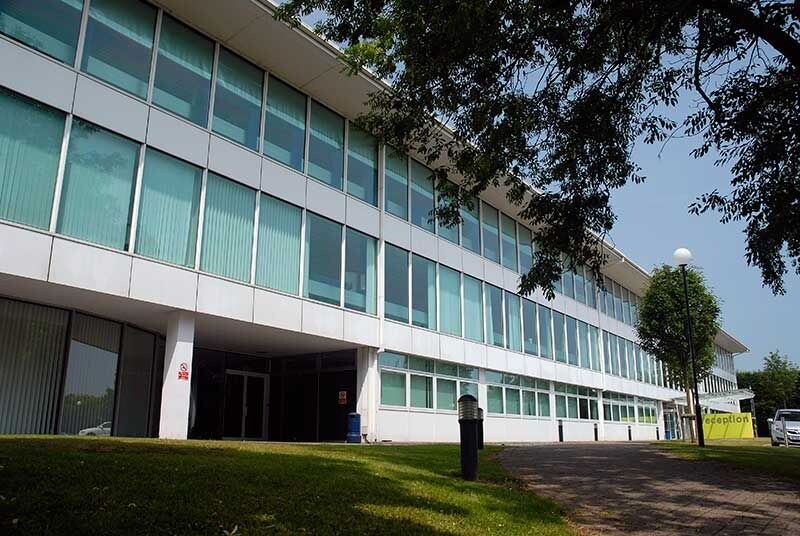 Eastern Business Park, Cardiff à louer - Photo du bâtiment - Image 3 de 16