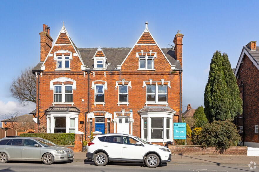 157 Boothferry Rd, Goole à louer - Photo du bâtiment - Image 2 de 11