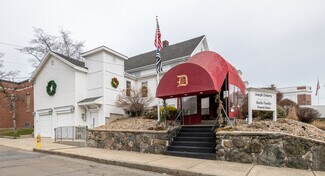 Plus de détails pour 11 Linden St, Reading, MA - Commerce de détail à vendre