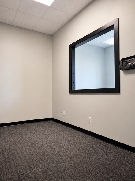 256 Blue Lakes Blvd N, Twin Falls, ID à louer - Photo du bâtiment - Image 2 de 7