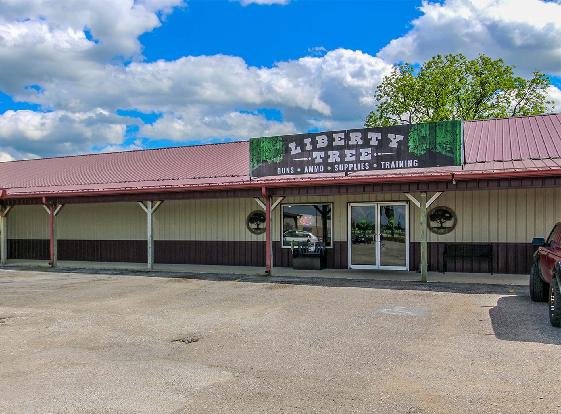 530 W Fir Rd, Carthage, MO for sale Primary Photo- Image 1 of 1