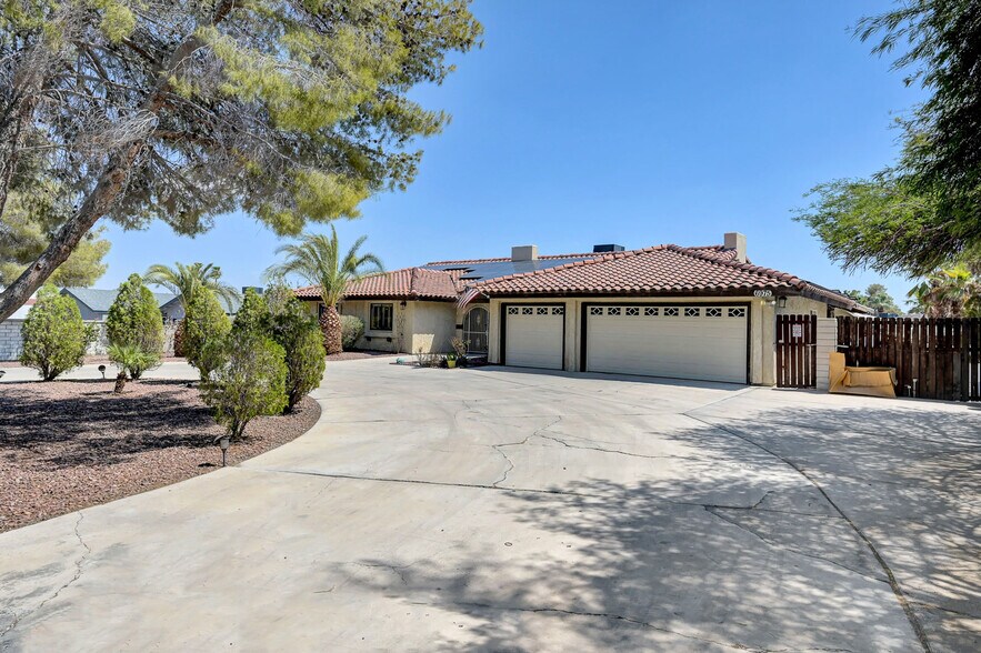 6975 Obannon Dr, Las Vegas, NV à vendre - Photo du bâtiment - Image 1 de 16