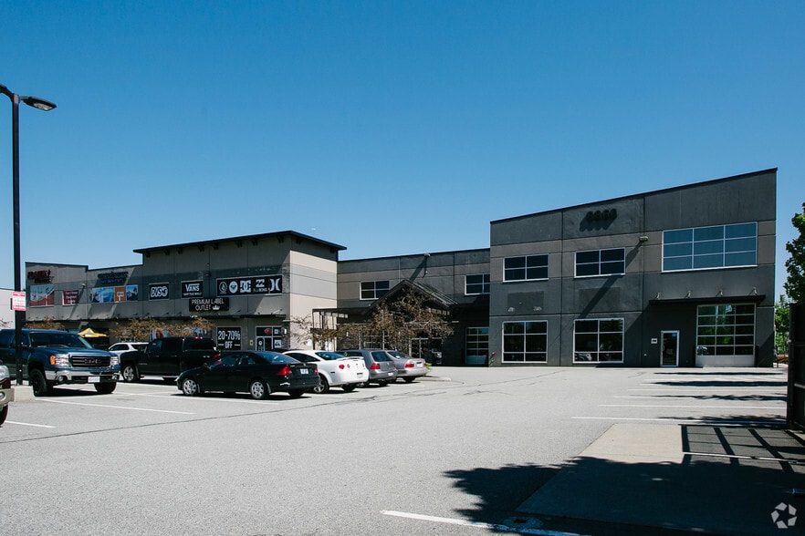 8860 201 St, Langley Twp, BC for sale - Primary Photo - Image 1 of 6